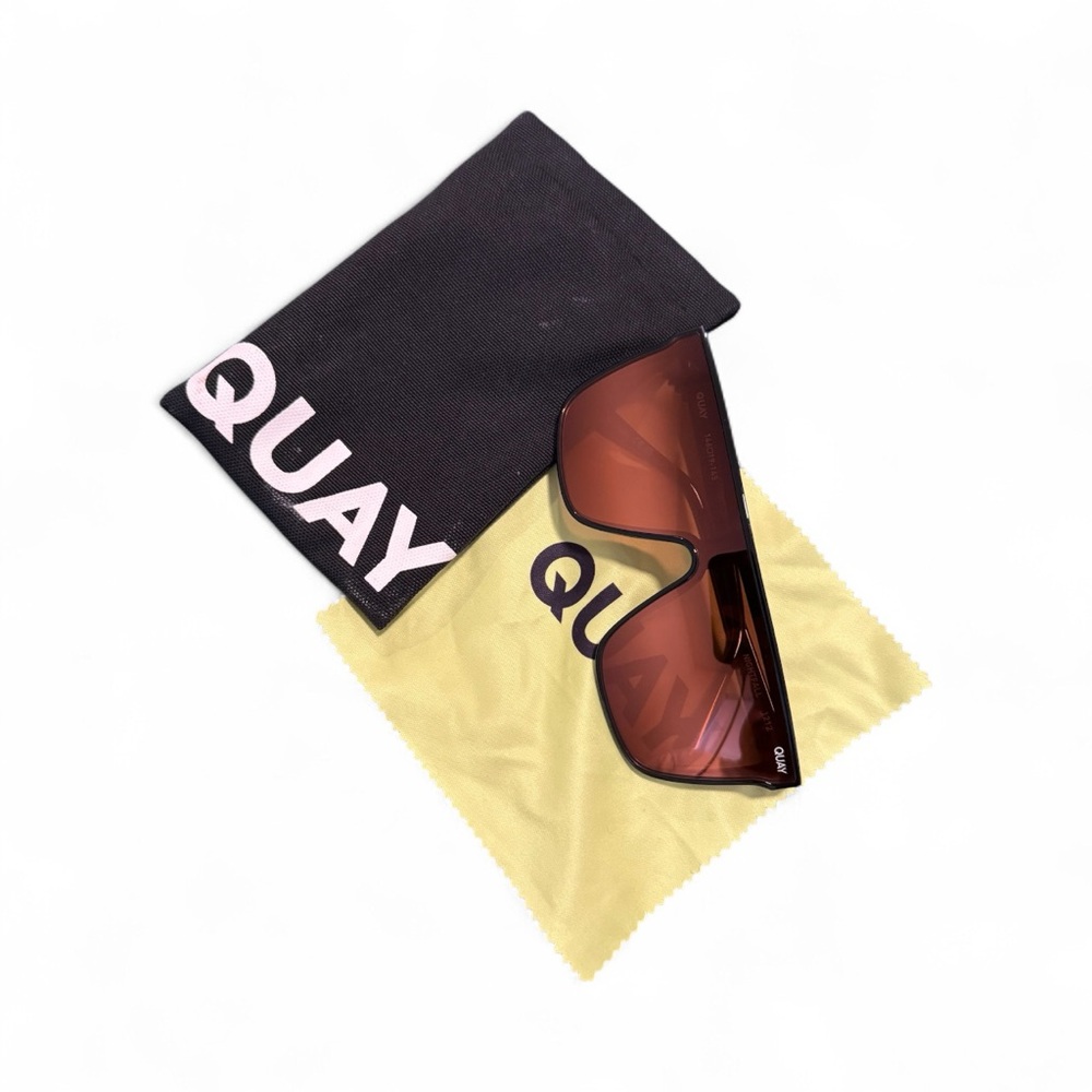 Quay Nightfall Unisex Sunglasses (Black)